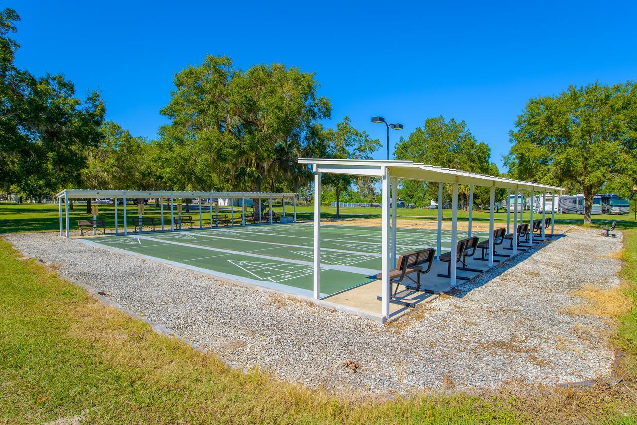 Grand Lake Golf And Rv Resort Orange Lake Екстериор снимка