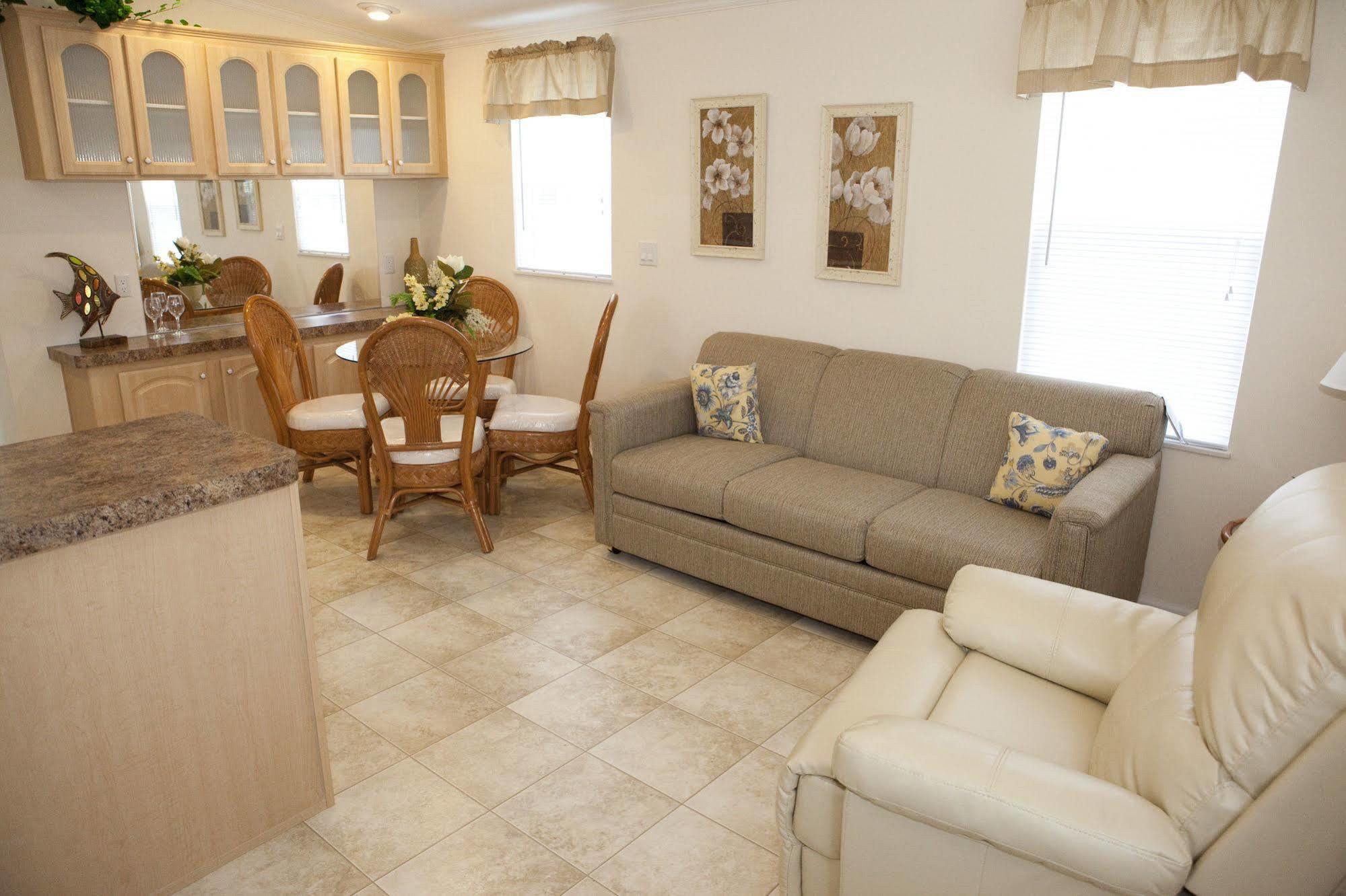 Grand Lake Golf And Rv Resort Orange Lake Екстериор снимка